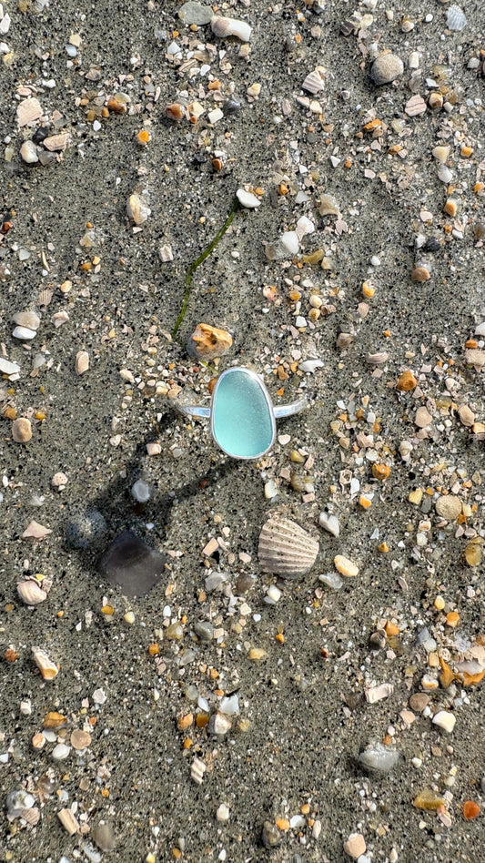 Blue Oval Hammered Band Seaglass Ring